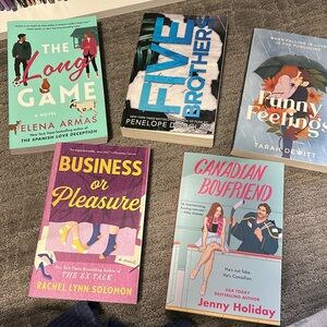 Lot of 5 romance books